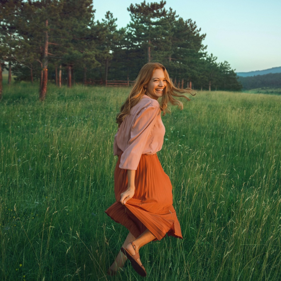 Discover a world where style meets sunsets, and every moment in between is an artful expression #LifeGallery #EclecticLiving